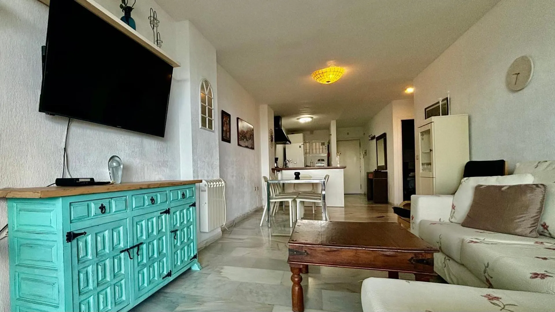 Apartamento 2 Dormitorios Frente Al Mar Almunecar